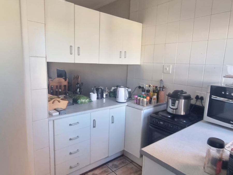 2 Bedroom Property for Sale in Langenhovenpark Free State